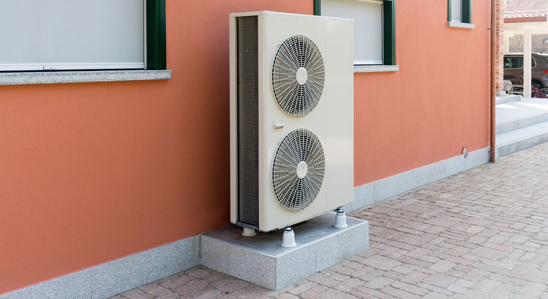 Varmepumper giver store besparelser, både på økonomien og på CO2 udslippet.